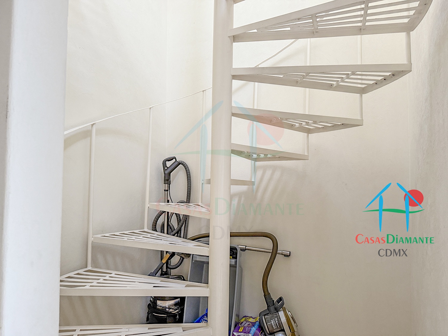 Jardines del Pedregal Casa Rivera EJ - Área de lavandería 4